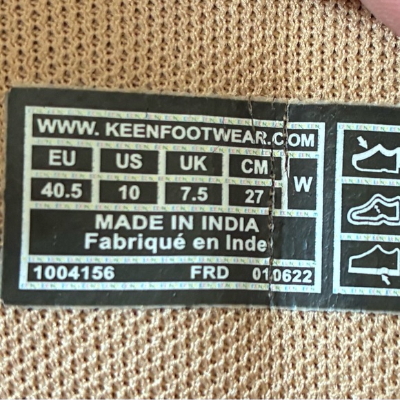 KEEN Woman’s Leather Hiking Boots - Picture 7 of 7